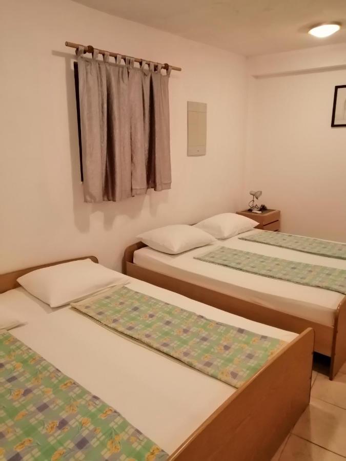 Studio Apartmani Marinella Baška Voda Zimmer foto
