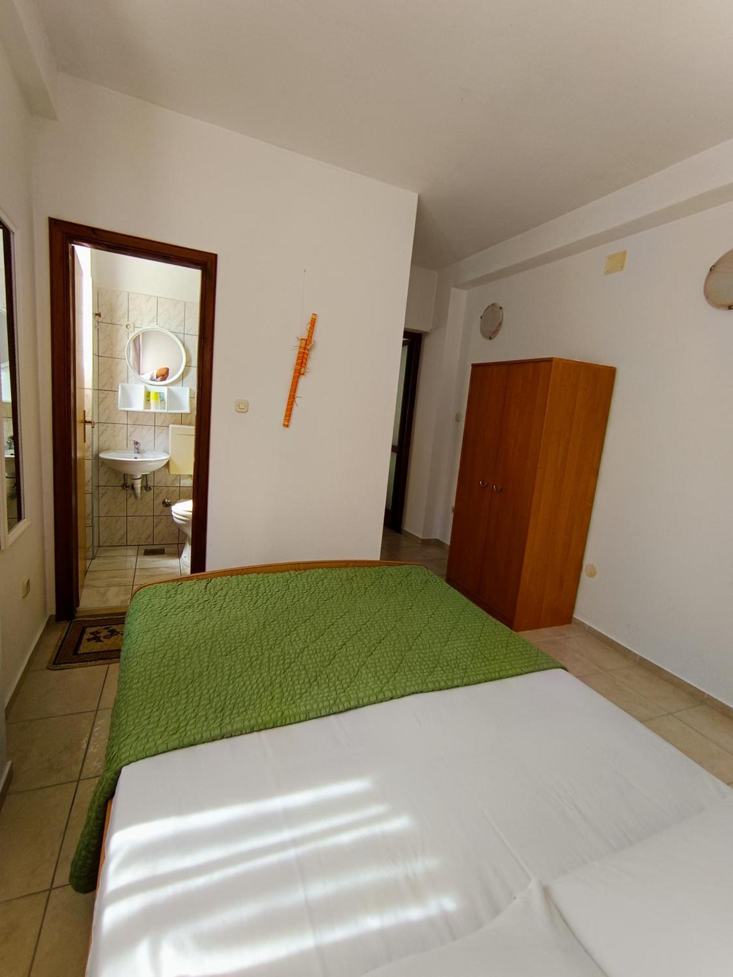 Studio Apartmani Marinella Baška Voda Zimmer foto